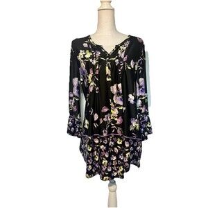 NTouch Women's Med 3/4 flared sleeve pleated pullover top Lilac pattern NWT